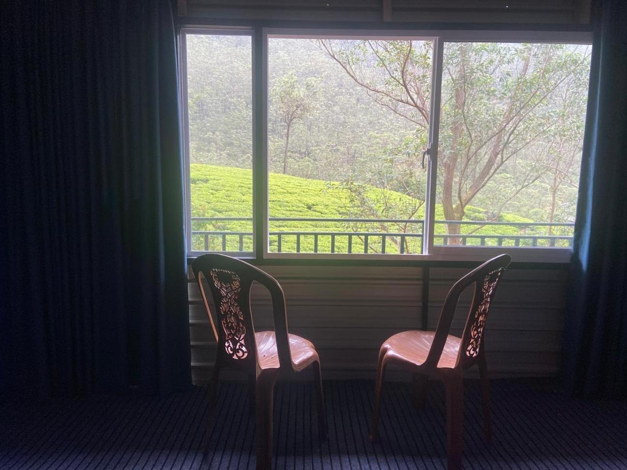 Shan Hotel Nallathanniya Esterno foto